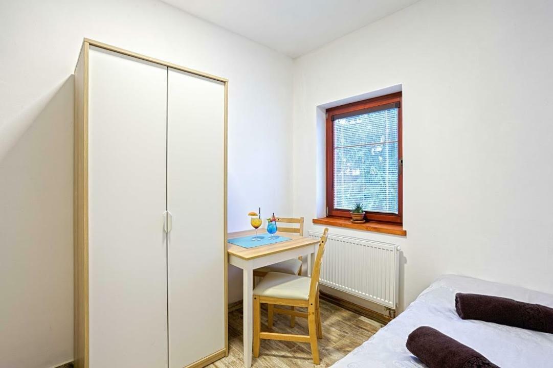 Snekolend Hotell Rokytnice nad Jizerou Exteriör bild