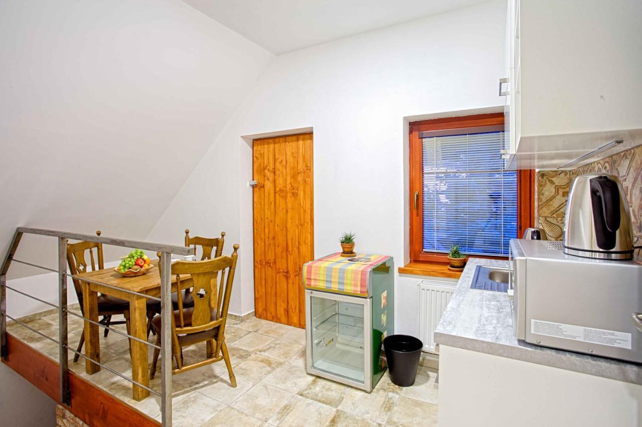 Snekolend Hotell Rokytnice nad Jizerou Rum bild